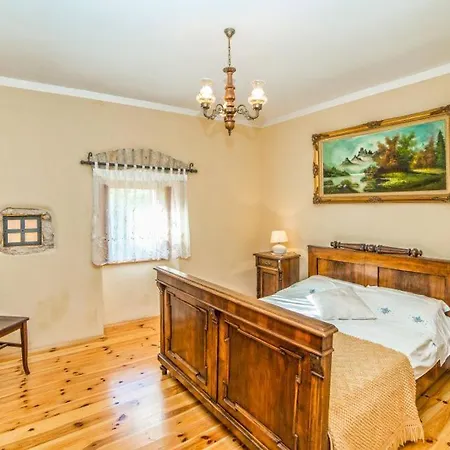 度假居 House Mirjana 2097