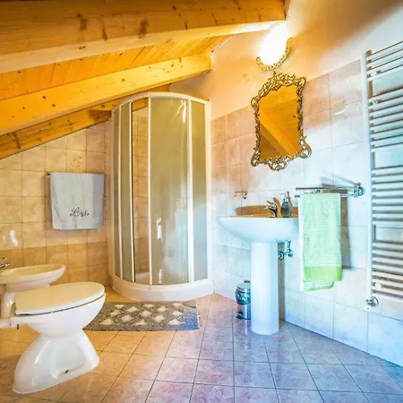 House Mirjana 2097 度假居 Bicici